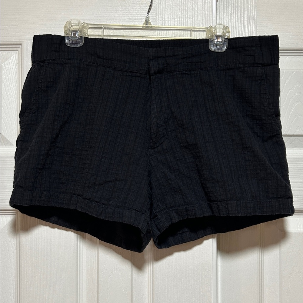 HATCH The Hallie Maternity Short Black - Size 2 (Medium)